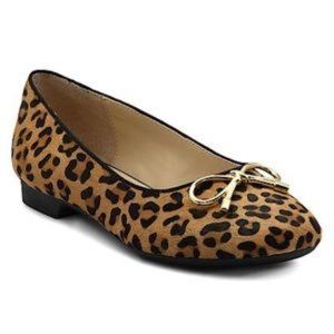 NIB Sz 6 Adrienne Vittadini Leopard Flats